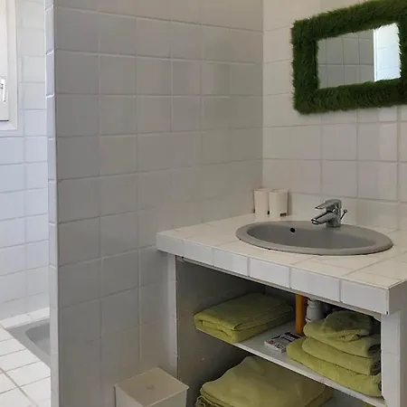 Villa In Brives-Sur-Charente With Pool & River, Cleaning Included * Brives-sur-Charente