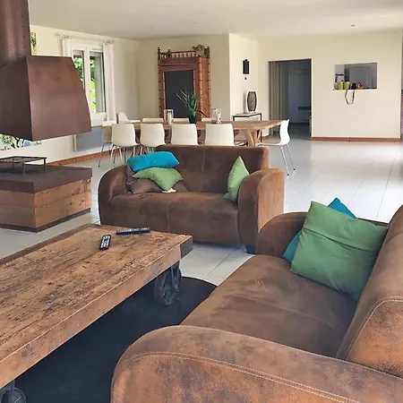 Villa In Brives-Sur-Charente With Pool & River, Cleaning Included * Brives-sur-Charente