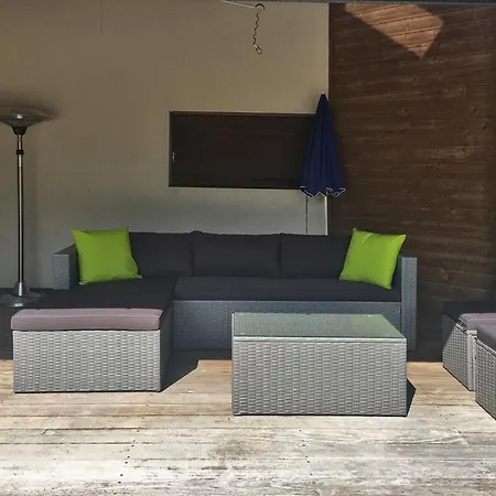 Villa In Brives-Sur-Charente With Pool & River, Cleaning Included Villa *