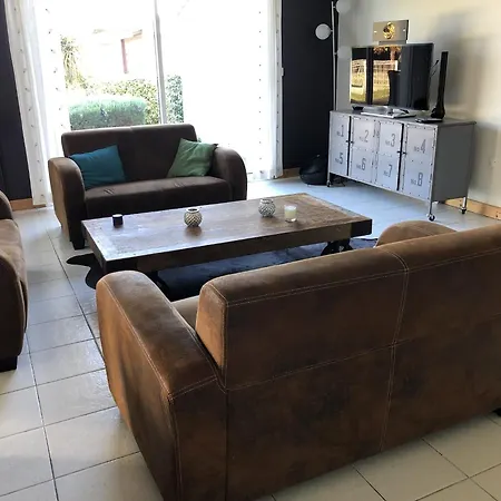 Villa Villa In Brives-Sur-Charente With Pool & River, Cleaning Included Brives-sur-Charente