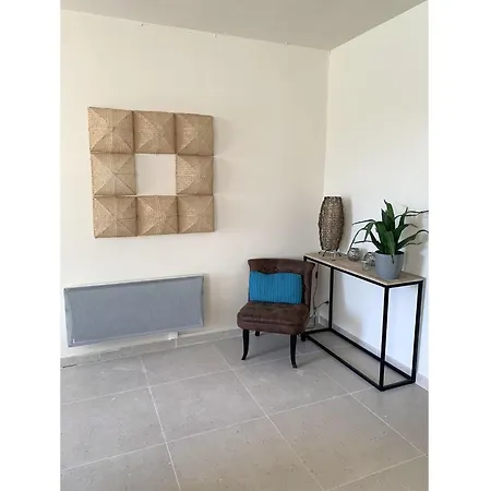 Villa In With Pool & River, Cleaning Included Brives-sur-Charente