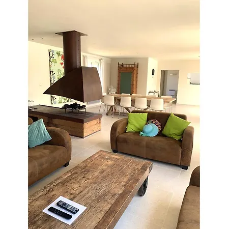 In With Pool & River, Cleaning Included Brives-sur-Charente